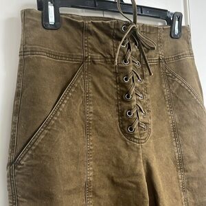 ALC Lace up pant. Size 8. Perfect Condition.